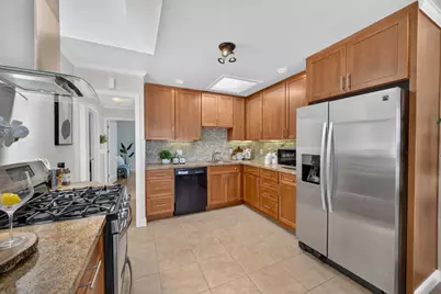 118 Wyandotte Ave, Daly City, CA 94014 - Photo 14