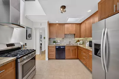 118 Wyandotte Ave, Daly City, CA 94014 - Photo 12