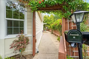 300 Plum St 30, Capitola, CA 95010 - Photo 2