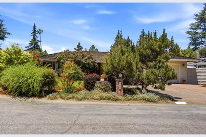 950 Black Mountain Ct, Los Altos, CA 94024 - Photo 1