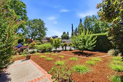 950 Black Mountain Ct, Los Altos, CA 94024 - Photo 4