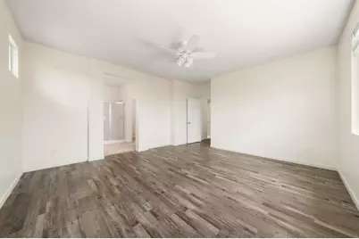 5700 Gold Poppy Way, Elk Grove, CA 95757 - Photo 18