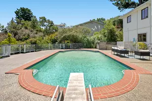 1407 Carlton Rd, Hillsborough, CA 94010 - Photo 24