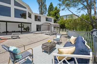 1407 Carlton Rd, Hillsborough, CA 94010 - Photo 26