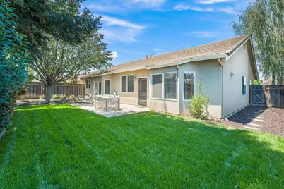 1050 Violet Way, Gilroy, CA 95020 - Photo 36