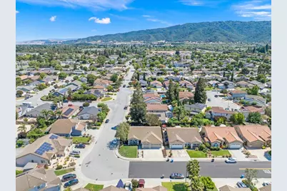 1050 Violet Way, Gilroy, CA 95020 - Photo 40