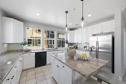 37 Bremerton Cir, Redwood City, CA 94065 - Photo 10
