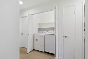 226 W Edith Ave 33, Los Altos, CA 94022 - Photo 16