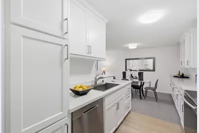 226 W Edith Ave 33, Los Altos, CA 94022 - Photo 2