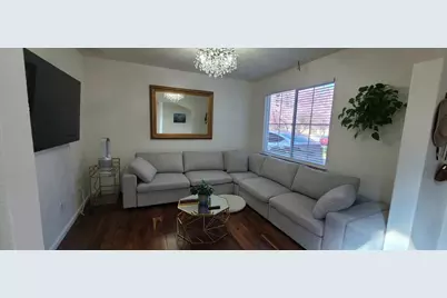 10133 Annie St, Elk Grove, CA 95757 - Photo 8