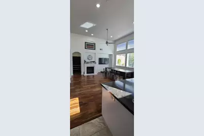 10133 Annie St, Elk Grove, CA 95757 - Photo 10
