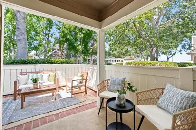 1052 Galley Ln, Foster City, CA 94404 - Photo 18