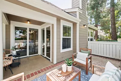 1052 Galley Ln, Foster City, CA 94404 - Photo 22