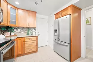 1052 Galley Ln, Foster City, CA 94404 - Photo 16