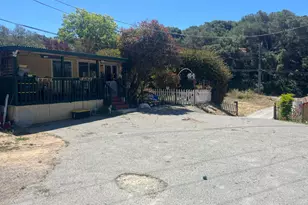 910 Carr Ave, Aromas, CA 95004 - Photo 6