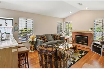 231 Breezewalk Dr, Vallejo, CA 94591 - Photo 10