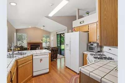 231 Breezewalk Dr, Vallejo, CA 94591 - Photo 18