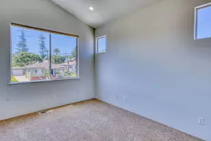 928 Hellam St, Monterey, CA 93940 - Photo 32