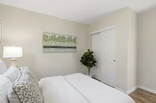 2369 Oakwood Dr, East Palo Alto, CA 94303 - Photo 38