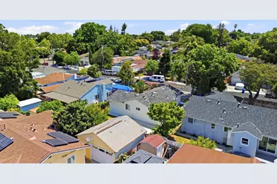 2369 Oakwood Dr, East Palo Alto, CA 94303 - Photo 40