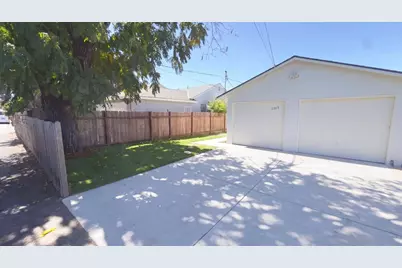 2369 Oakwood Dr, East Palo Alto, CA 94303 - Photo 4