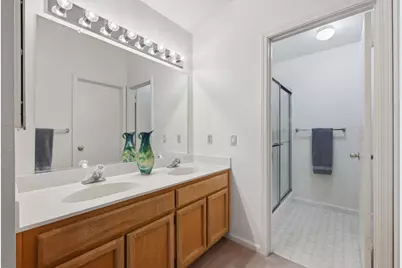 4923 Shady Leaf Way, Sacramento, CA 95838 - Photo 16