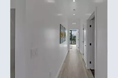 889 McLellan Dr 206, South San Francisco, CA 94080 - Photo 12