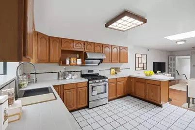 565 Crespi Dr, Pacifica, CA 94044 - Photo 46
