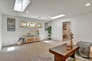 23056 Evergreen Ln, Los Gatos, CA 95033 - Photo 16