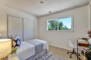 23056 Evergreen Ln, Los Gatos, CA 95033 - Photo 22