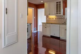 1501 Vancouver Ave, Burlingame, CA 94010 - Photo 16