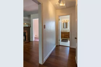 1501 Vancouver Ave, Burlingame, CA 94010 - Photo 22