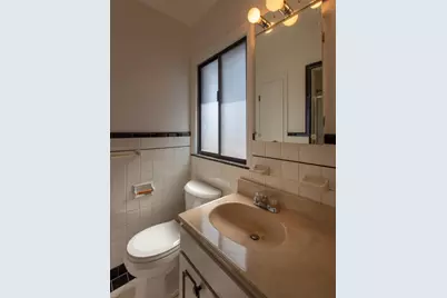 1501 Vancouver Ave, Burlingame, CA 94010 - Photo 18
