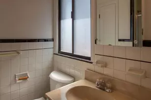 1501 Vancouver Ave, Burlingame, CA 94010 - Photo 18