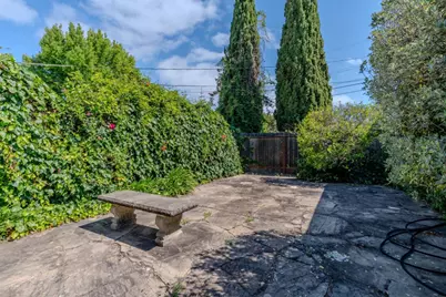 1501 Vancouver Ave, Burlingame, CA 94010 - Photo 30