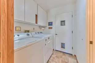 1239 Josselyn Canyon Rd, Monterey, CA 93940 - Photo 14