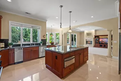 15863 Mina Way, Saratoga, CA 95070 - Photo 24