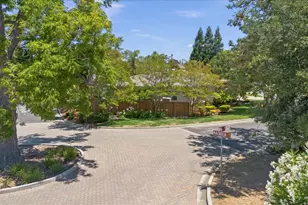 15863 Mina Way, Saratoga, CA 95070 - Photo 88