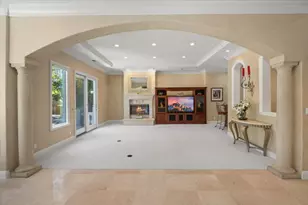 15863 Mina Way, Saratoga, CA 95070 - Photo 26