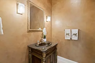 15863 Mina Way, Saratoga, CA 95070 - Photo 32