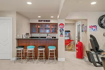 15863 Mina Way, Saratoga, CA 95070 - Photo 56