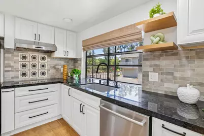20151 Northwood Dr, Cupertino, CA 95014 - Photo 16