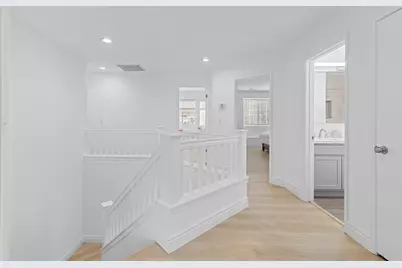 2521 Glenview Dr, Hollister, CA 95023 - Photo 18