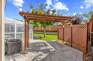 2521 Glenview Dr, Hollister, CA 95023 - Photo 32