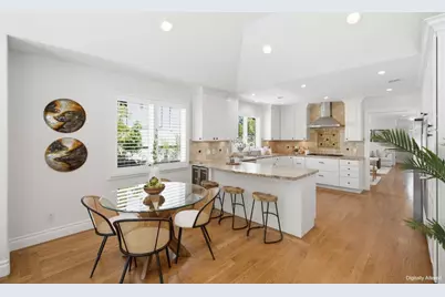2512 Hale Dr, Burlingame, CA 94010 - Photo 22