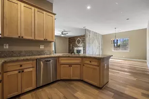 1027 Winter Ln, Patterson, CA 95363 - Photo 6