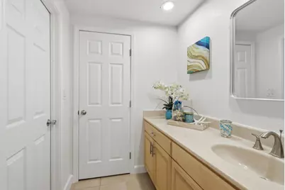 1056 Oaktree Dr, San Jose, CA 95129 - Photo 42