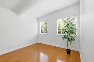 1056 Oaktree Dr, San Jose, CA 95129 - Photo 28