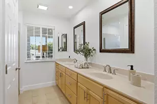 1056 Oaktree Dr, San Jose, CA 95129 - Photo 44