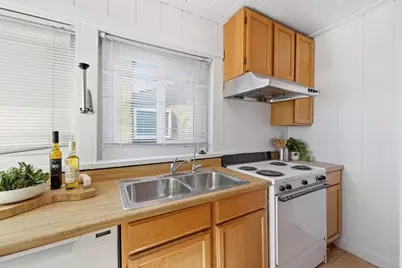 351 Quay Ln, Redwood City, CA 94065 - Photo 24